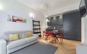 Milano: Incantevole appartamento in pieno centro - Fancy yellow apartments