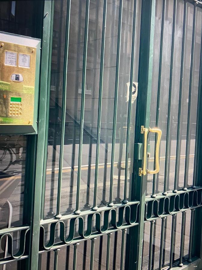 Milano: Incantevole appartamento in pieno centro - Fancy yellow apartments Esterno foto