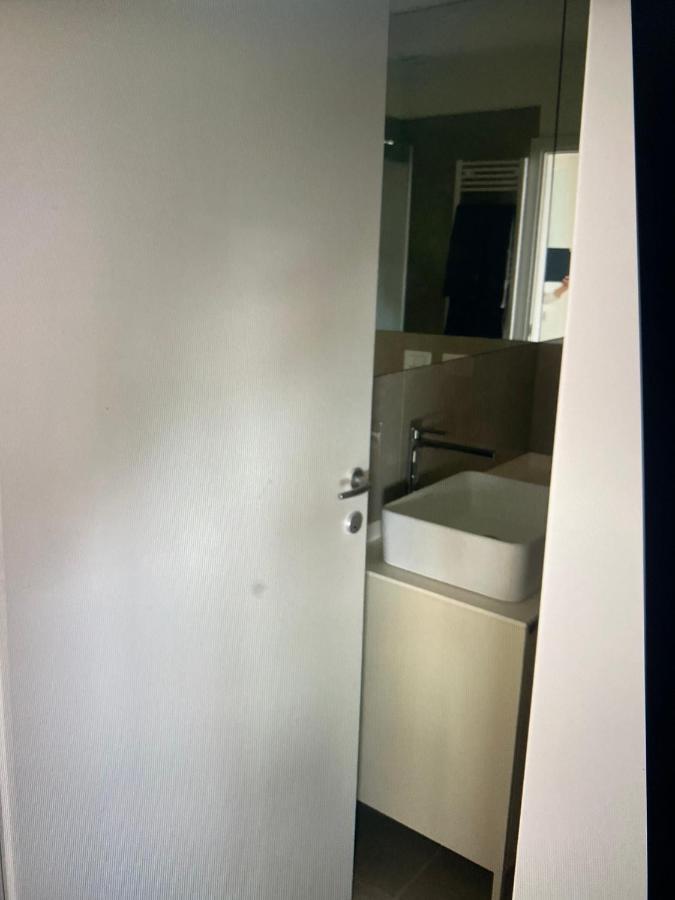 Milano: Incantevole appartamento in pieno centro - Fancy yellow apartments Esterno foto