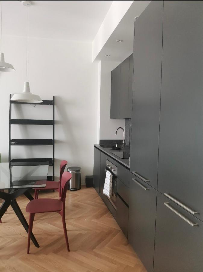 Milano: Incantevole appartamento in pieno centro - Fancy yellow apartments Esterno foto